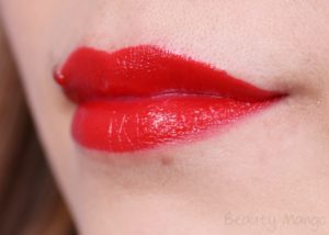 Manhattan Moisture Renew Lipstick